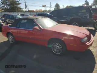 ✅ 1995 Chrysler LeBaron GTC • VIN: 1C3EU4538SF506684 • Lot: 76207694. Wystawiony na Copart z przebiegiem 197 644 mil. Bezpłatny archiwum sprzedaży aukcyjnych z USA i szczegółowy raport historii pojazdu na DreamBid. Zdjęcie 4.