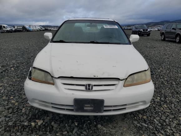 ✅ 2001 Honda Accord EX • VIN: 1HGCG16561A078586 • Лот: 93148835. Опубликован ранее на Copart с пробегом 153 820 миль. Бесплатный доступ к архиву аукционных продаж из США и подробный отчёт об истории автомобиля на DreamBid. Изображение 5.
