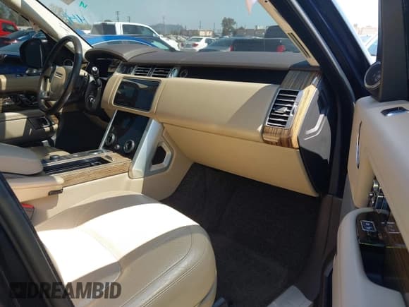 ✅ 2019 Land Rover Range Rover HSE • VIN: SALGS2SV9KA525951 • Лот: 42731699. Опубликован ранее на IAAI с пробегом 72 387 миль. Бесплатный доступ к архиву аукционных продаж из США и подробный отчёт об истории автомобиля на DreamBid. Изображение 5.