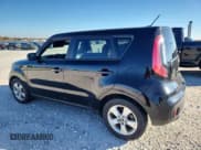 ✅ 2019 Kia Soul • VIN: KNDJN2A2XK7661059 • Lot: 90570605. Wystawiony na Copart z przebiegiem 166 473 mil. Bezpłatny archiwum sprzedaży aukcyjnych z USA i szczegółowy raport historii pojazdu na DreamBid. Zdjęcie 2.