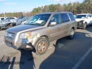 ✅ 2006 Honda Pilot EX-L • VIN: 5FNYF18506B004227 • Lot: 43828948. Listed on IAAI with 277,819 mi. Free auction sales archive from the USA and detailed vehicle history report at DreamBid. Image 2.