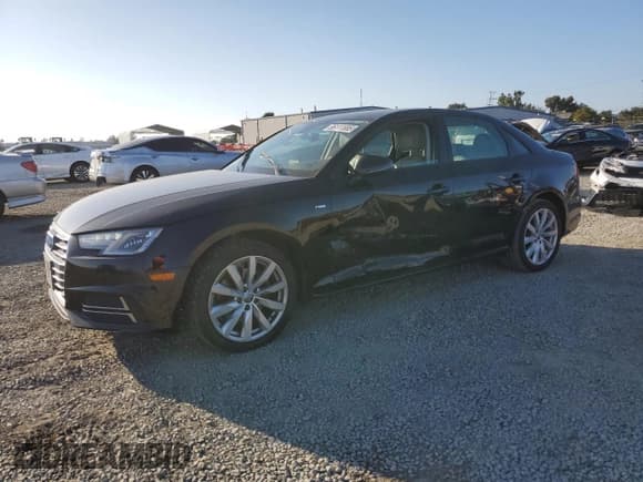 ✅ 2018 Audi A4 Premium • VIN: WAUKMAF46JA106233 • Lot: 86111585. Listed on Copart with 66,047 mi. Free auction sales archive from the USA and detailed vehicle history report at DreamBid. Image 1.
