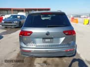 ✅ 2024 Volkswagen Tiguan Wolfsburg Edition • VIN: 3VVAB7AX5RM222757 • Лот: 43209796. Опубликован ранее на IAAI с пробегом 5 336 миль. Бесплатный доступ к архиву аукционных продаж из США и подробный отчёт об истории автомобиля на DreamBid. Изображение 17.