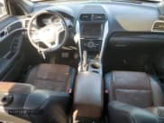 ✅ 2013 Ford Explorer Limited • VIN: 1FM5K7F96DGA36492 • Lot: 45102835. Wystawiony na Copart z przebiegiem 119 038 mil. Bezpłatny archiwum sprzedaży aukcyjnych z USA i szczegółowy raport historii pojazdu na DreamBid. Zdjęcie 8.