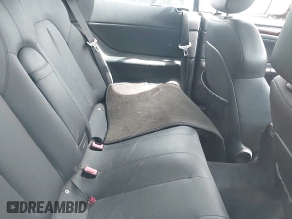 ✅ 2003 Mercedes-Benz CLK 320 • VIN: WDBLK65G23T144294 • Lot: 41877556. Wystawiony na IAAI z przebiegiem 83 649 mil. Bezpłatny archiwum sprzedaży aukcyjnych z USA i szczegółowy raport historii pojazdu na DreamBid. Zdjęcie 8.