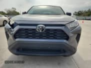 ✅ 2022 Toyota RAV4 LE • VIN: 2T3F1RFV9NW319981 • Лот: 82718405. Опубликован ранее на Copart с пробегом 37 371 миль. Бесплатный доступ к архиву аукционных продаж из США и подробный отчёт об истории автомобиля на DreamBid. Изображение 5.