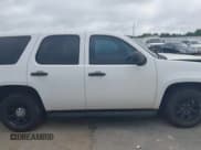 ✅ 2013 Chevrolet Tahoe Commercial • VIN: 1GNLC2E02DR311625 • Lot: 42727642. Wystawiony na IAAI z przebiegiem 158 335 mil. Bezpłatny archiwum sprzedaży aukcyjnych z USA i szczegółowy raport historii pojazdu na DreamBid. Zdjęcie 13.