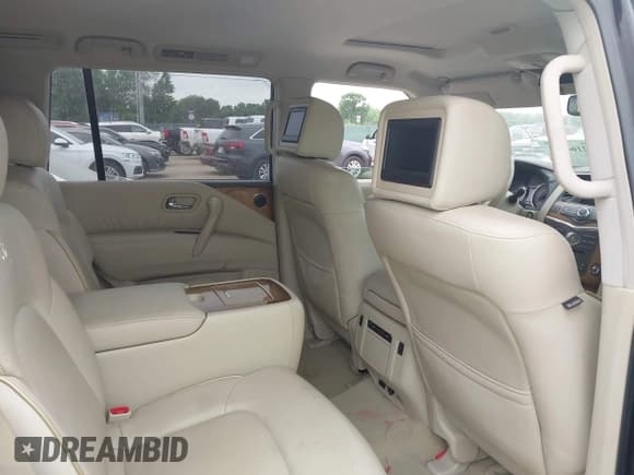 ✅ 2013 Infiniti QX56 • VIN: JN8AZ2NF6D9550697 • Lot: 42164023. Listed on IAAI with 123,590 mi. Free auction sales archive from the USA and detailed vehicle history report at DreamBid. Image 8.