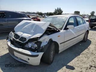 2002 BMW 3 Series 330i z VIN WBAEV53492KM20489, wystawiony jako Copart lot #80410075 z przebiegiem 103 715 mil mil oraz Szkoda całkowita • Salvage title. Historia ofert i sprzedaży dostępna na DreamBid. Obrazek 1.