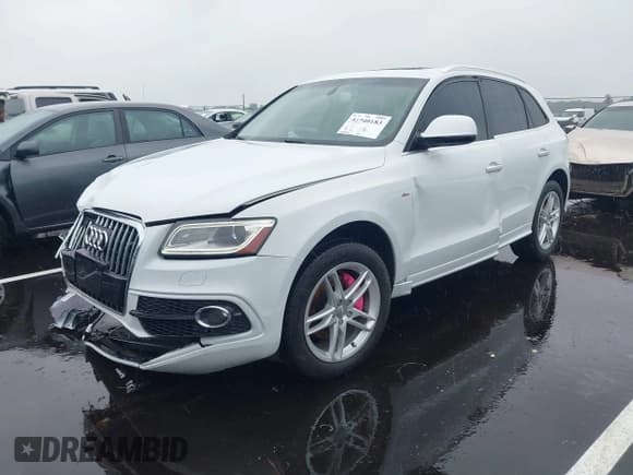 ✅ 2015 Audi Q5 Premium Plus • VIN: WA1DGAFP6FA083616 • Lot: 42940183. Listed on IAAI with 184,046 mi. Free auction sales archive from the USA and detailed vehicle history report at DreamBid. Image 21.