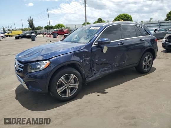 ✅ 2019 Mercedes-Benz GLC 300 • VIN: WDC0G4JB7KV155163 • Lot: 59142045. Listed on Copart with 73,098 mi. Free auction sales archive from the USA and detailed vehicle history report at DreamBid. Image 1.