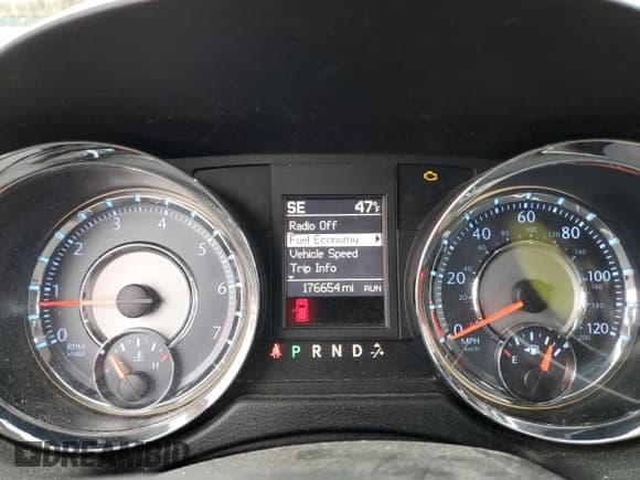 ✅ 2013 Chrysler Town & Country Touring • VIN: 2C4RC1BG3DR820972 • Lot: 91468485. Listed on Copart with 176,654 mi. Free auction sales archive from the USA and detailed vehicle history report at DreamBid. Image 9.