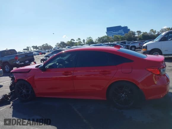 ✅ 2022 Honda Civic Sport • VIN: 2HGFE2F54NH580187 • Lot: 43443095. Wystawiony na IAAI z przebiegiem 32 918 mil. Bezpłatny archiwum sprzedaży aukcyjnych z USA i szczegółowy raport historii pojazdu na DreamBid. Zdjęcie 15.