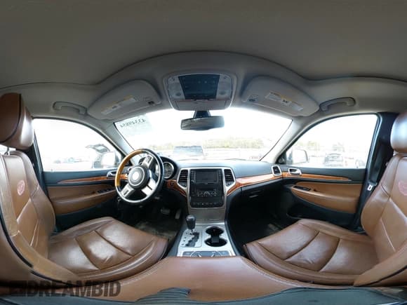 ✅ 2011 Jeep Grand Cherokee Overland • VIN: 1J4RR6GT4BC738511 • Lot: 43349854. Listed on IAAI with 252,639 mi. Free auction sales archive from the USA and detailed vehicle history report at DreamBid. Image 19.