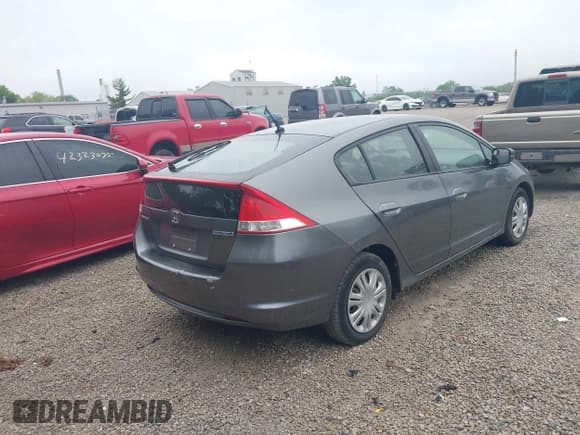 ✅ 2010 Honda Insight LX • VIN: JHMZE2H53AS012121 • Lot: 42367197. Listed on IAAI with 263,347 mi. Free auction sales archive from the USA and detailed vehicle history report at DreamBid. Image 4.