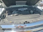 ✅ 2017 Chevrolet Silverado 2500HD LT • VIN: 1GC1KVEY2HF148105 • Lot: 66988465. Wystawiony na Copart z przebiegiem 142 747 mil. Bezpłatny archiwum sprzedaży aukcyjnych z USA i szczegółowy raport historii pojazdu na DreamBid. Zdjęcie 13.