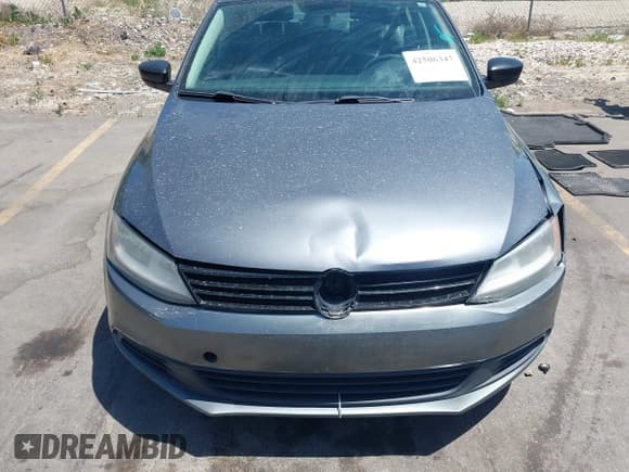 ✅ 2012 Volkswagen Jetta S • VIN: 3VW2K7AJ6CM385436 • Lot: 42506347. Wystawiony na IAAI z przebiegiem 200 332 mil. Bezpłatny archiwum sprzedaży aukcyjnych z USA i szczegółowy raport historii pojazdu na DreamBid. Zdjęcie 12.