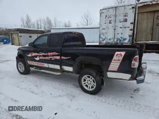 ✅ 2000 Dodge Dakota Sport • VIN: 1B7GG22N9YS708746 • Lot: 47067725. Wystawiony na Copart z przebiegiem 292 586 mil. Bezpłatny archiwum sprzedaży aukcyjnych z USA i szczegółowy raport historii pojazdu na DreamBid. Zdjęcie 2.