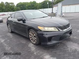 ✅ 2013 Honda Accord EX-L • VIN: 1HGCT2B83DA001213 • Lot: 42921900. Listed on IAAI with 271,857 mi. Free auction sales archive from the USA and detailed vehicle history report at DreamBid. Image 1.