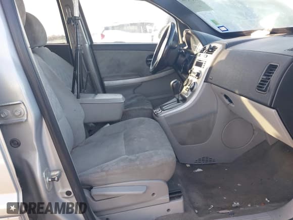 ✅ 2006 Chevrolet Equinox LT • VIN: 2CNDL63F466168246 • Лот: 41475777. Опубликован ранее на IAAI с пробегом 267 782 миль. Бесплатный доступ к архиву аукционных продаж из США и подробный отчёт об истории автомобиля на DreamBid. Изображение 5.