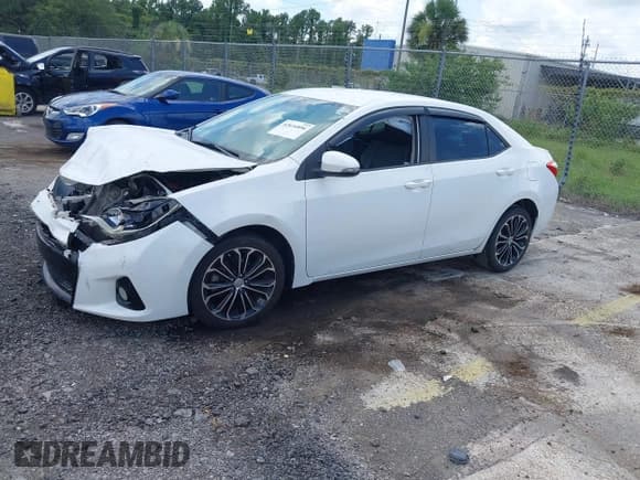 ✅ 2014 Toyota Corolla LE • VIN: 5YFBURHE4EP134072 • Lot: 42616896. Wystawiony na IAAI z przebiegiem 97 155 mil. Bezpłatny archiwum sprzedaży aukcyjnych z USA i szczegółowy raport historii pojazdu na DreamBid. Zdjęcie 2.