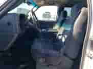 2002 Chevrolet Silverado 1500 with VIN 1GCEC19T02E150146, listed as a Copart auction lot 77425664 with 295,228 mi miles and Salvage title. Bid and sale history available at DreamBid. Image 7.