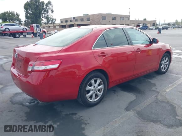 ✅ 2011 Toyota Camry LE • VIN: 4T1BK3EK8BU629494 • Lot: 43118840. Listed on IAAI with 201,656 mi. Free auction sales archive from the USA and detailed vehicle history report at DreamBid. Image 4.