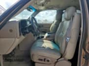 ✅ 2004 GMC Yukon SLE • VIN: 1GKEC13Z44R133864 • Lot: 83972345. Listed on Copart with 262,392 mi. Free auction sales archive from the USA and detailed vehicle history report at DreamBid. Image 7.