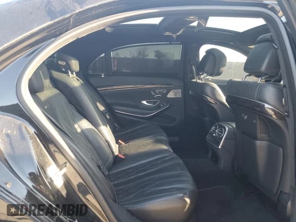 ✅ 2016 Mercedes-Benz S 63 AMG • VIN: WDDUG7JB4GA237137 • Lot: 53655765. Listed on Copart with 87,258 mi. Free auction sales archive from the USA and detailed vehicle history report at DreamBid. Image 10.