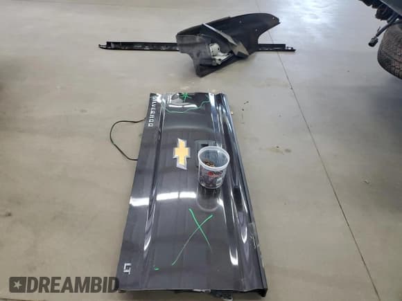 ✅ 2016 Chevrolet Silverado 1500 LT • VIN: 1GCVKREC7GZ164830 • Лот: 70028944. Опубликован ранее на Copart с пробегом 113 930 миль. Бесплатный доступ к архиву аукционных продаж из США и подробный отчёт об истории автомобиля на DreamBid. Изображение 12.