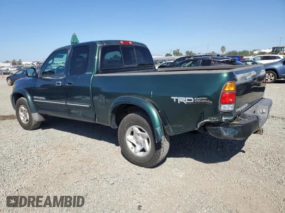 ✅ 2004 Toyota Tundra Limited • VIN: 5TBRT38174S452648 • Lot: 81843525. Listed on Copart with 173,258 mi. Free auction sales archive from the USA and detailed vehicle history report at DreamBid. Image 2.