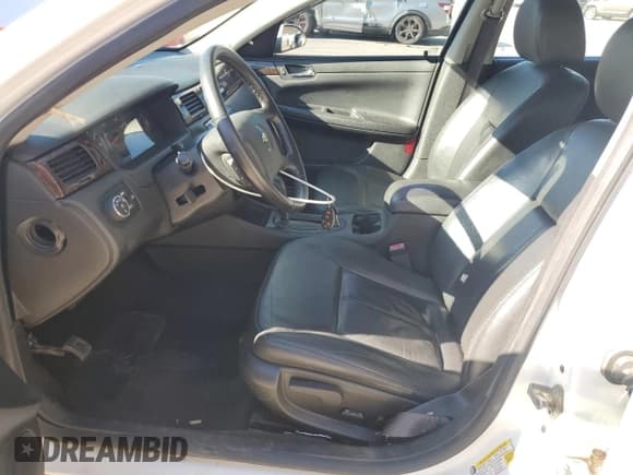 ✅ 2014 Chevrolet Impala LTZ • VIN: 2G1WC5E36E1185662 • Лот: 82728685. Опубликован ранее на Copart с пробегом 110 788 миль. Бесплатный доступ к архиву аукционных продаж из США и подробный отчёт об истории автомобиля на DreamBid. Изображение 7.