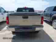 2010 Chevrolet Silverado 1500 LT z VIN 3GCRCSEAXAG186638, wystawiony jako IAAI lot #42680769 z przebiegiem 240 568 mil mil oraz . Historia ofert i sprzedaży dostępna na DreamBid. Obrazek 16.