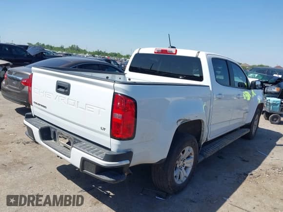 ✅ 2022 Chevrolet Colorado 2WD LT • VIN: 1GCGSCEA0N1313191 • Lot: 41976729. Listed on IAAI with 27,568 mi. Free auction sales archive from the USA and detailed vehicle history report at DreamBid. Image 4.