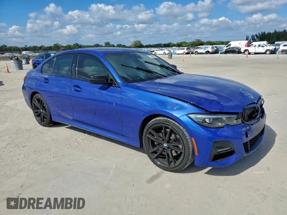 ✅ 2022 BMW 3 Series 330i xDrive • VIN: 3MW5R7J06N8C76227 • Lot: 93815315. Listed on Copart with 46,929 mi. Free auction sales archive from the USA and detailed vehicle history report at DreamBid. Image 4.