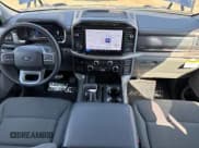 ✅ 2024 Ford F-150 Lightning XLT • VIN: 1FTVW3LK2RWG22967 • Lot: 87443725. Wystawiony na Copart z przebiegiem 95 mil. Bezpłatny archiwum sprzedaży aukcyjnych z USA i szczegółowy raport historii pojazdu na DreamBid. Zdjęcie 9.