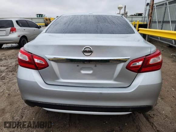 ✅ 2017 Nissan Altima SV • VIN: 1N4AL3AP5HC209792 • Лот: 89916105. Опубликован ранее на Copart с пробегом 127 010 миль. Бесплатный доступ к архиву аукционных продаж из США и подробный отчёт об истории автомобиля на DreamBid. Изображение 6.