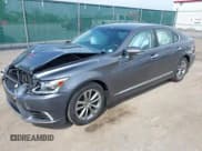 ✅ 2015 Lexus LS 460 • VIN: JTHCL5EFXF5024668 • Lot: 42375933. Listed on IAAI with 91,758 mi. Free auction sales archive from the USA and detailed vehicle history report at DreamBid. Image 2.