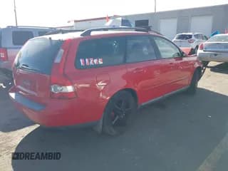 ✅ 2005 Volvo V50 • VIN: YV1MW390552064626 • Лот: 43608095. Опубликован ранее на IAAI с пробегом Не указан. Бесплатный доступ к архиву аукционных продаж из США и подробный отчёт об истории автомобиля на DreamBid. Изображение 4.
