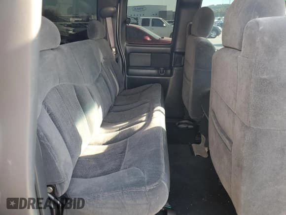 ✅ 2002 Chevrolet Silverado 1500 LS • VIN: 1GCEC19W52Z335294 • Лот: 74769404. Опубликован ранее на Copart с пробегом 320 583 миль. Бесплатный доступ к архиву аукционных продаж из США и подробный отчёт об истории автомобиля на DreamBid. Изображение 11.