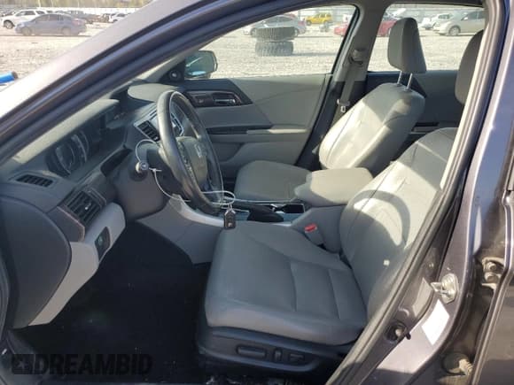 ✅ 2016 Honda Accord EX-L • VIN: 1HGCR2F83GA130159 • Lot: 82691345. Wystawiony na Copart z przebiegiem 146 170 mil. Bezpłatny archiwum sprzedaży aukcyjnych z USA i szczegółowy raport historii pojazdu na DreamBid. Zdjęcie 7.