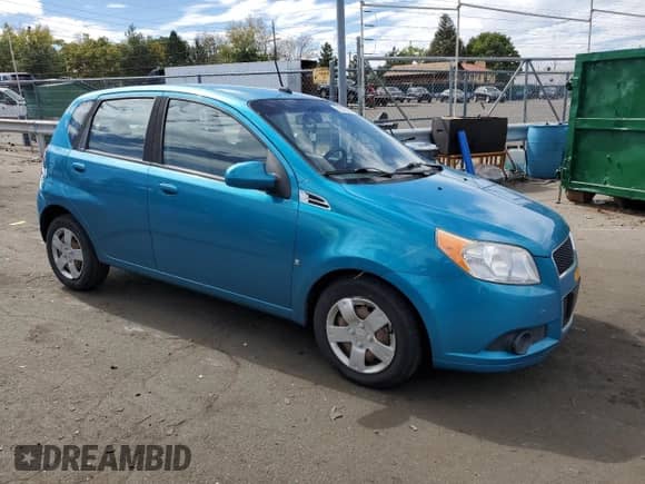 ✅ 2009 Chevrolet Aveo 1LT • VIN: KL1TD66EX9B375555 • Lot: 72575884. Wystawiony na Copart z przebiegiem Nie podano. Bezpłatny archiwum sprzedaży aukcyjnych z USA i szczegółowy raport historii pojazdu na DreamBid. Zdjęcie 4.