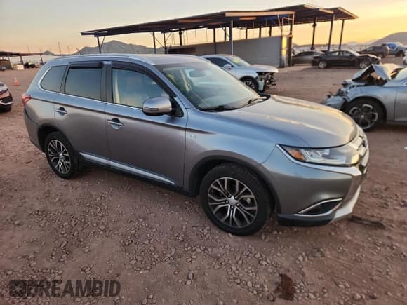 ✅ 2016 Mitsubishi Outlander GT • VIN: JA4JZ4AX7GZ008044 • Lot: 92213235. Listed on Copart with 89,542 mi. Free auction sales archive from the USA and detailed vehicle history report at DreamBid. Image 4.