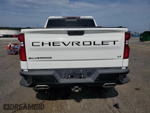 ✅ 2021 Chevrolet Silverado 1500 • VIN: 0K0160956416 • Лот: 65924264. Опубликован ранее на Copart с пробегом 62 745 миль. Бесплатный доступ к архиву аукционных продаж из США и подробный отчёт об истории автомобиля на DreamBid. Изображение 6.