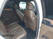 ✅ 2015 Lincoln MKC • VIN: 5LMCJ2A90FUJ18644 • Lot: 43330147. Wystawiony na IAAI z przebiegiem 122 170 mil. Bezpłatny archiwum sprzedaży aukcyjnych z USA i szczegółowy raport historii pojazdu na DreamBid. Zdjęcie 8.