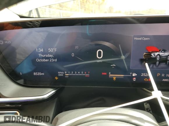 ✅ 2024 Buick Envision Preferred • VIN: LRBFZME44RD076909 • Lot: 89517455. Listed on Copart with 8,535 mi. Free auction sales archive from the USA and detailed vehicle history report at DreamBid. Image 9.