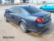 ✅ 2010 Volkswagen Jetta SE • VIN: 3VWRX7AJ3AM027207 • Lot: 43092606. Listed on IAAI with 185,895 mi. Free auction sales archive from the USA and detailed vehicle history report at DreamBid. Image 3.