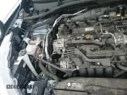 ✅ 2022 Toyota Corolla Cross XLE • VIN: 7MUDAABG0NV025831 • Lot: 91628265. Wystawiony na Copart z przebiegiem 14 630 mil. Bezpłatny archiwum sprzedaży aukcyjnych z USA i szczegółowy raport historii pojazdu na DreamBid. Zdjęcie 14.