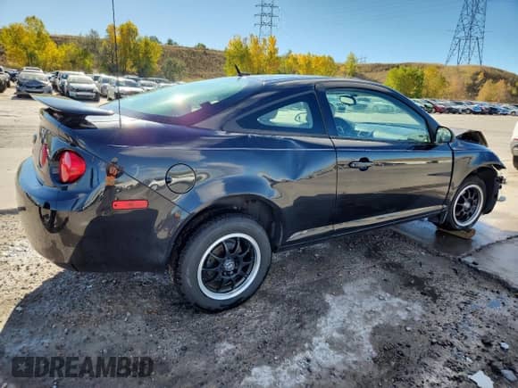 2010 Chevrolet Cobalt LS with VIN 1G1AB1F50A7178810, listed as a Copart auction lot 86680455 with 154,375 mi miles and Salvage title. Bid and sale history available at DreamBid. Image 3.