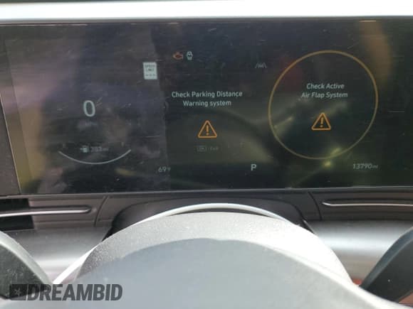 ✅ 2024 Hyundai Kona Limited • VIN: KM8HECA33RU116700 • Lot: 47617925. Listed on Copart with 13,790 mi. Free auction sales archive from the USA and detailed vehicle history report at DreamBid. Image 9.